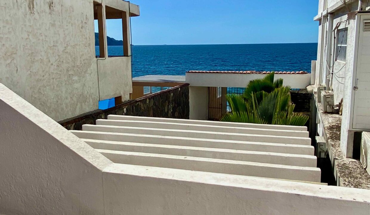 Casa Calle del Mar Brisas sobrte playa verticales - 33